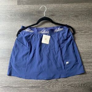 NWT Fabletics pocket skirt, size medium, color navy